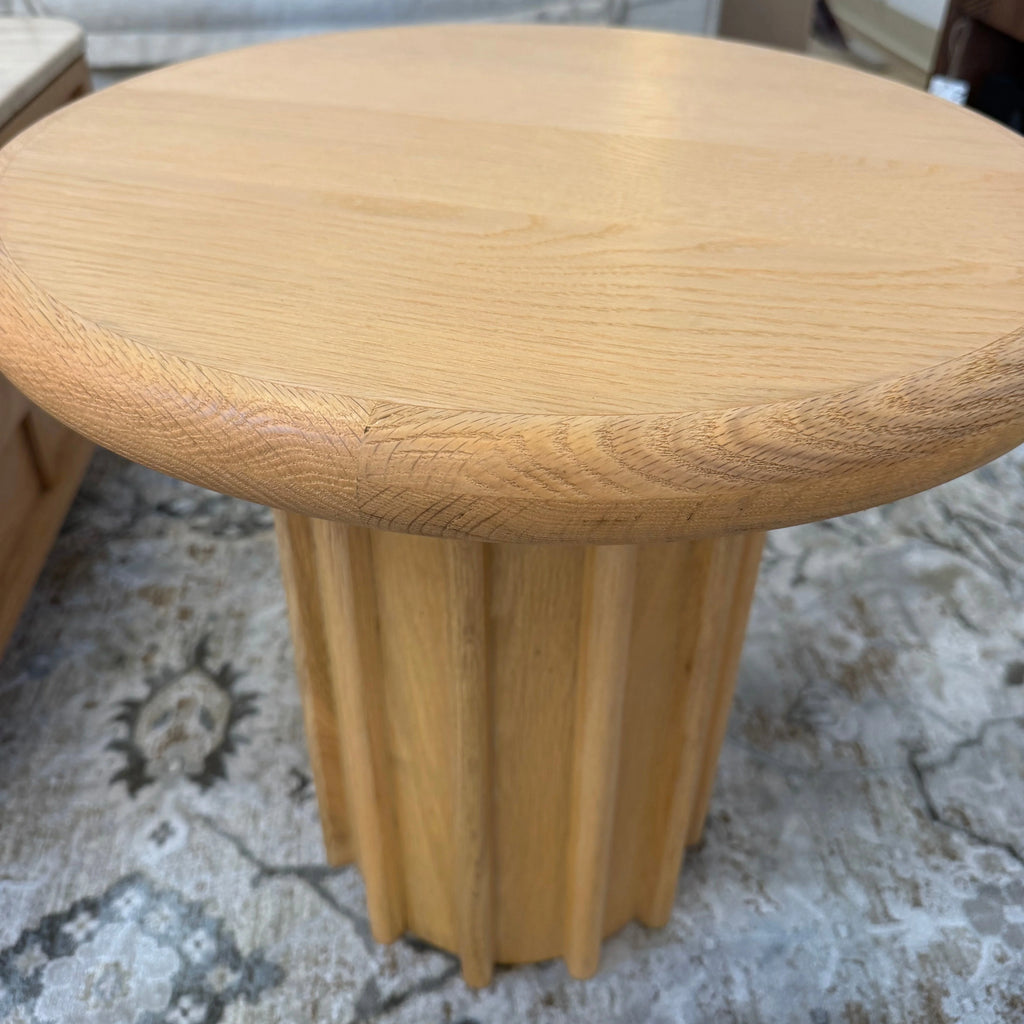 Corin Side Table White oak（karhyn studio sale）